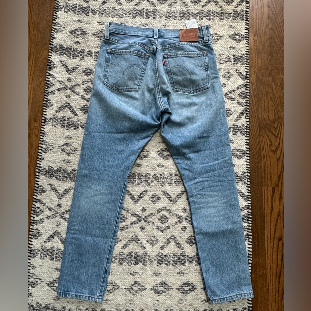 Levi jeans